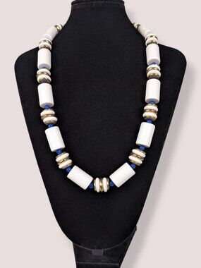Vintage Chunky White & Blue Lucite Beaded Necklace